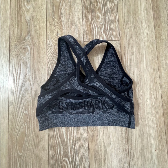 Gymshark sports bra - Picture 2 of 4